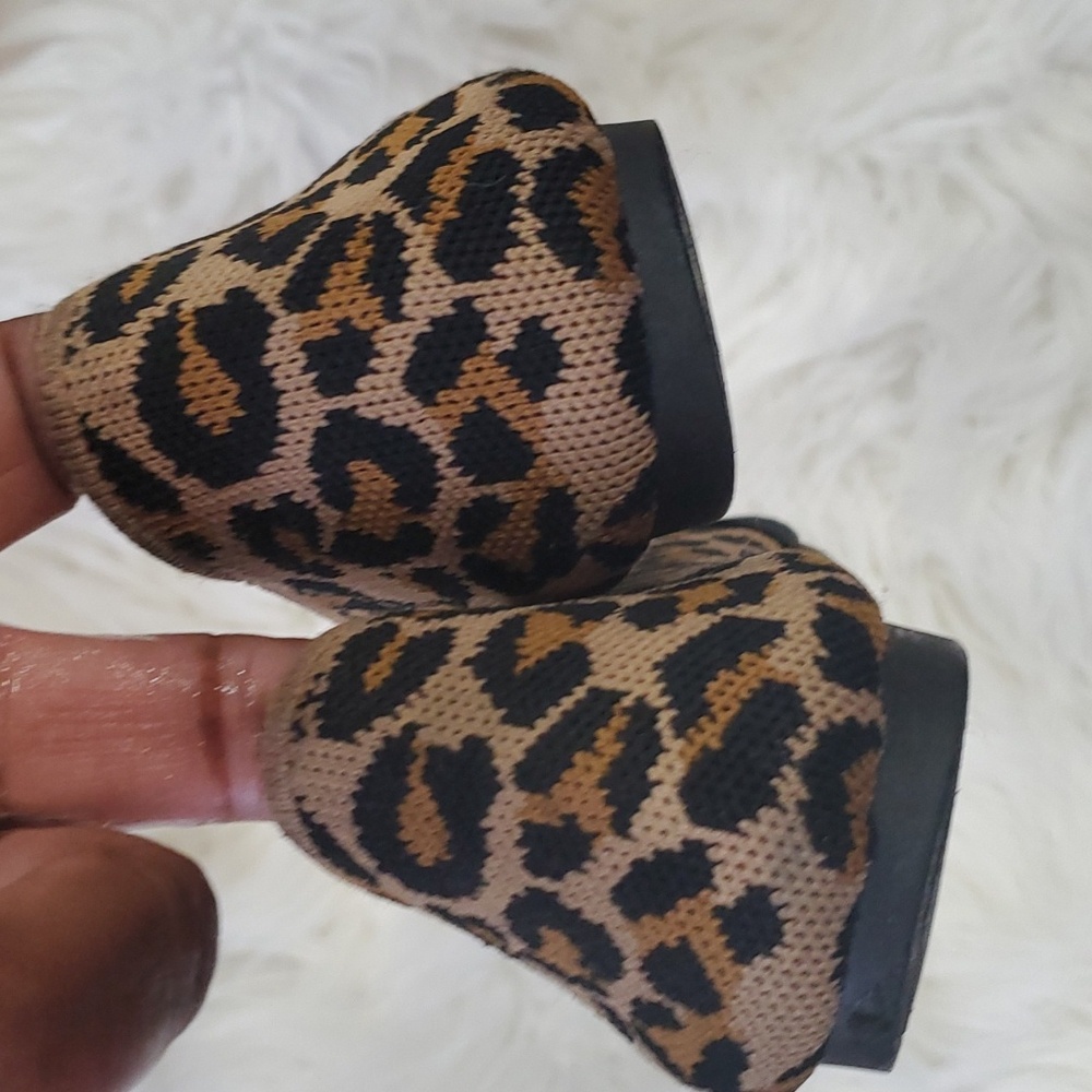 Steve Madden leopard Mob Wife  flats shoe size 8.5 - Picture 4 of 14